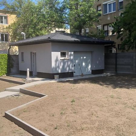 Karpatia Vendeghaz 1201 Budapest Esterno foto
