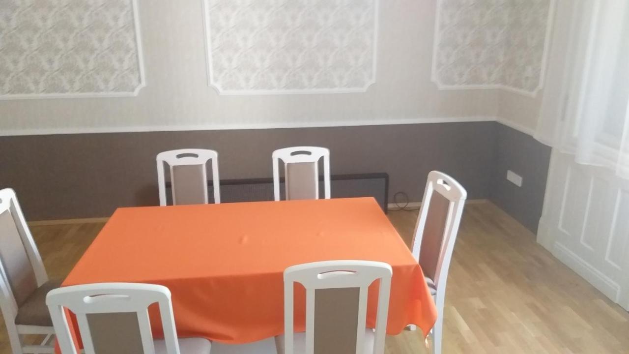 Karpatia Vendeghaz 1201 Budapest Esterno foto